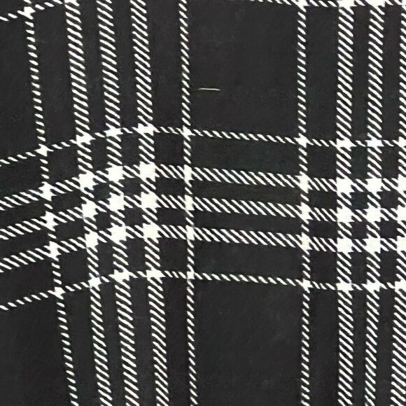 torrid Fit & Flare Black Button Up Shirt Size L (0) - Picture 10 of 11